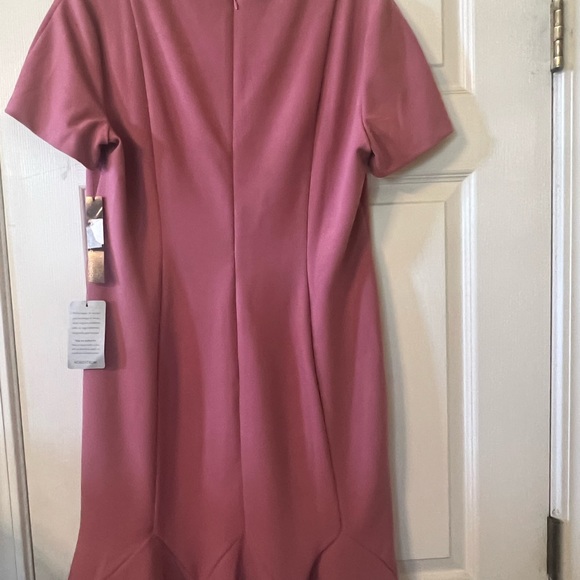 NWT Maggy London - Picture 6 of 7